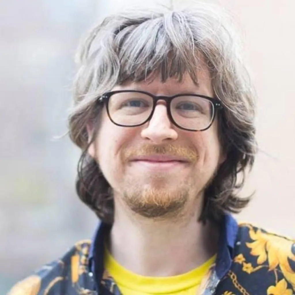 Head shot of Paul Taberham